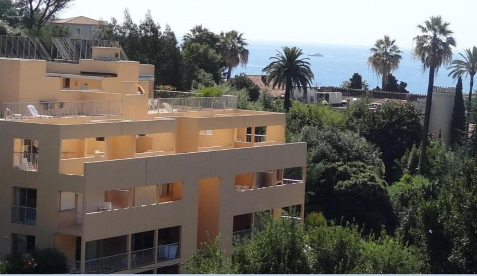 Livia - Citea - Tourisme Piscine Et A Proximite - Renovee